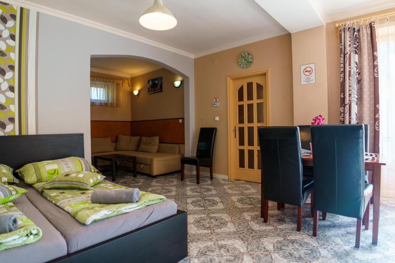 Aranyhid Vendeghaz Hotell Makó Exteriör bild