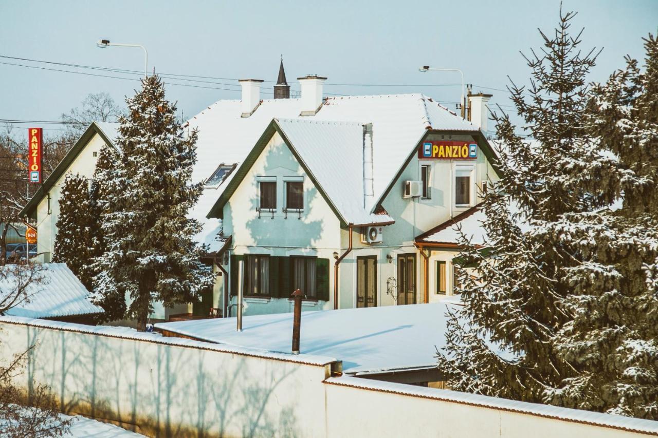 Aranyhid Vendeghaz Hotell Makó Exteriör bild